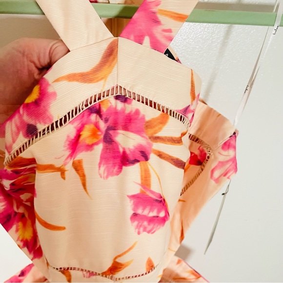 NEW Lulu's Only a Dream Peach Floral Print Cutout Handkerchief Maxi Dress - Picture 5 of 8
